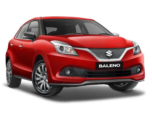Gambar mobil Suzuki Baleno 2018 berwarna merah dilihat dari sisi depan
