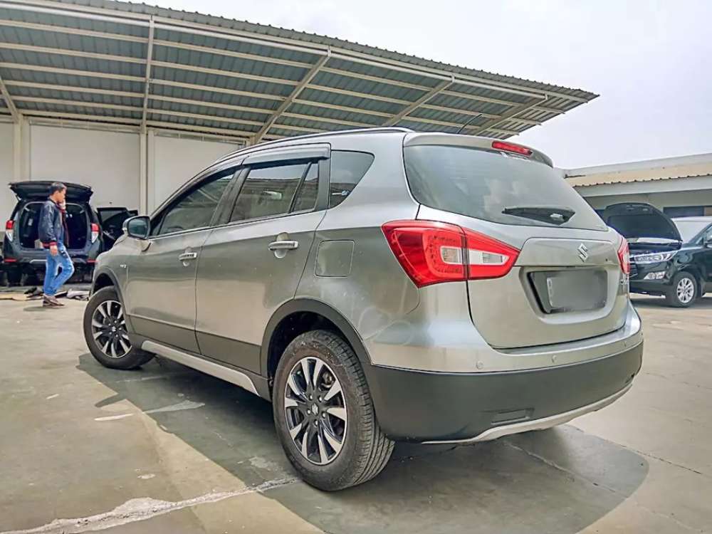 Сузуки sx4 2018