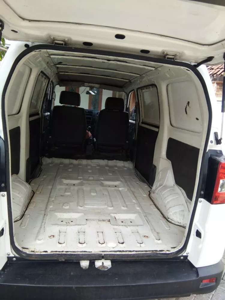  Dijual  mobil  bekas  Suzuki  APV  Blind  Van  High 2012 Jawa 