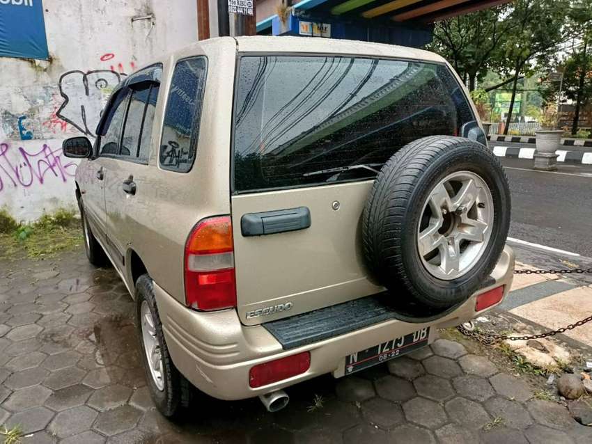 Suzuki escudo manual