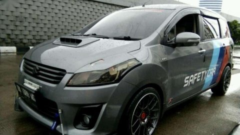 Suzuki Ertiga GL 2014 dijual