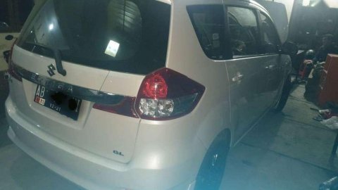Suzuki Ertiga GL 2016 dijual