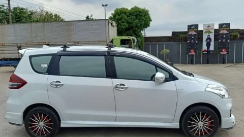 Jual Mobil Suzuki Ertiga GX 2018