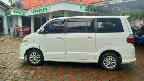 Suzuki APV 2009 Manual in Banten