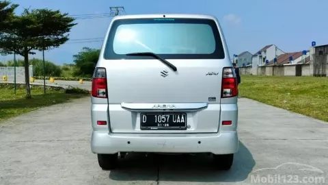 2015 Suzuki APV GL Arena Van