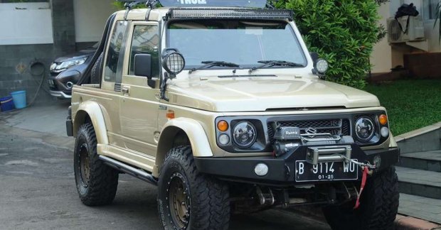 Jual Mobil Suzuki Jimny 2005 139591